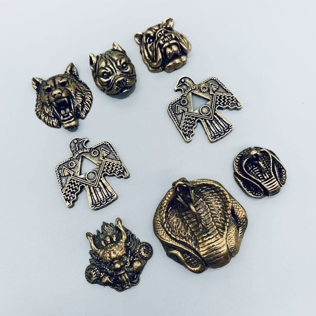 Men Accessories Gadgets - Badge métallique 3D sculpté Aigle Personnalisé